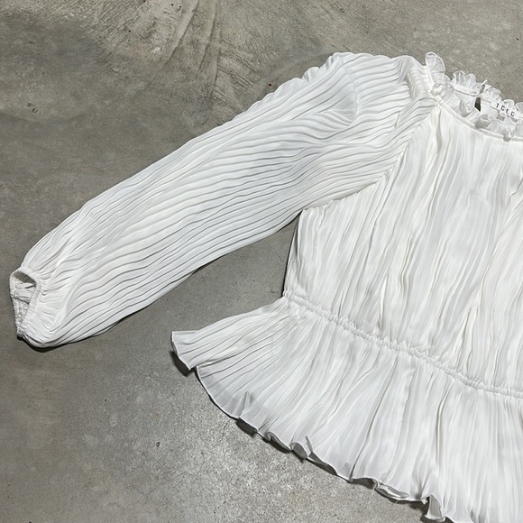 White pleated with ruffles T C EV brand top / Size S / A-53 - Picture 5 of 9